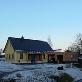 Einfamilienhaus mit Carport/ Detailgestaltung mit Lärche Baujahr 2017